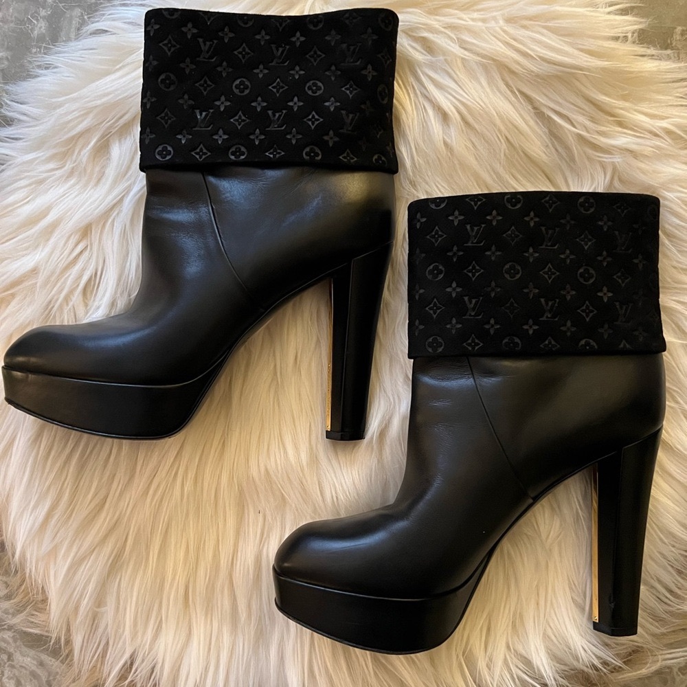 Louis Vuitton Black Heeled Boots